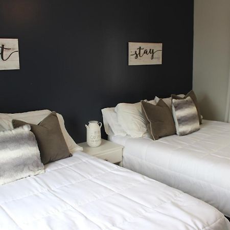 Lakeview Motel & Cottages Sauble Beach Esterno foto